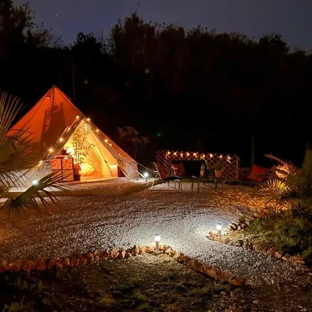 Glamping La Yurta Nel Luxe Ingerichte 4persoons Belltent 营地