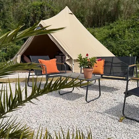 营地 Glamping La Yurta Nel Luxe Ingerichte 4persoons Belltent *