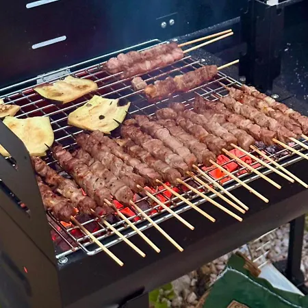 Glamping La Yurta Nel Luxe Ingerichte 4persoons Belltent Campsite Torino di Sangro