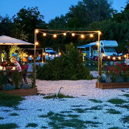 Glamping La Yurta Nel Luxe Ingerichte 4persoons Belltent