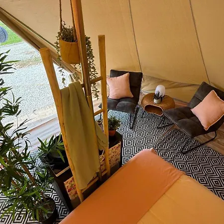 Campeggio Glamping La Yurta Nel Luxe Ingerichte 4persoons Belltent