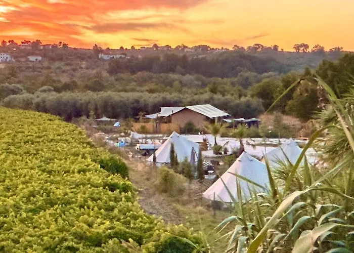 Glamping La Yurta Nel Luxe Ingerichte 4persoons Belltent Kemping Torino di Sangro